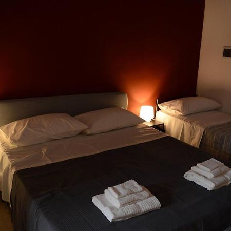 Joli Jardin Bed & Breakfast Marina di Schiavonea Eksteriør bilde